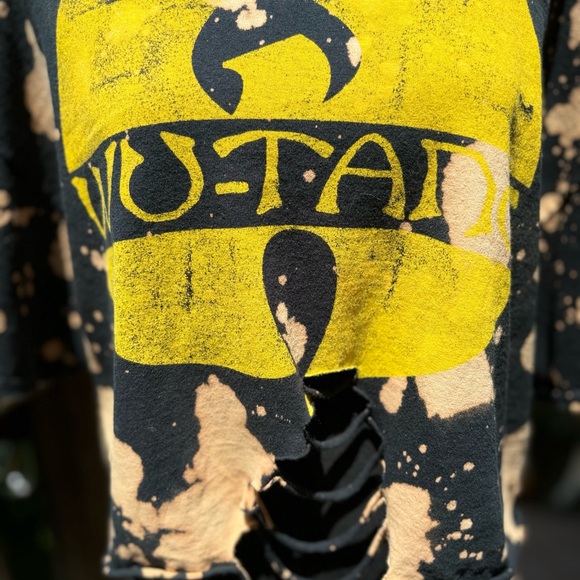 Vintage Wutang Acid Wash Crop Top - Picture 4 of 5